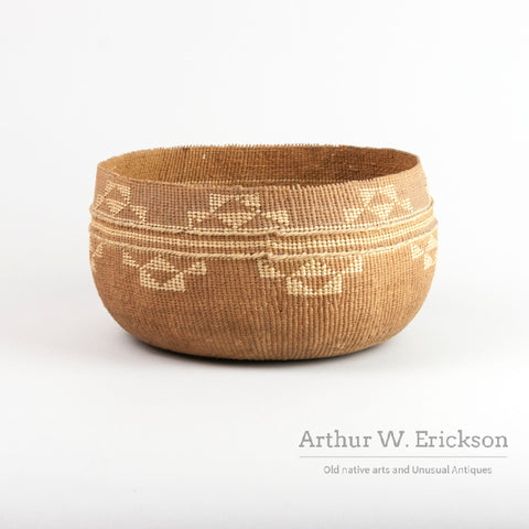 Very Large Lower Klamath River Mush Basket