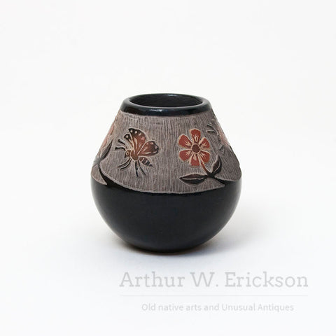 Small Santa Clara Jar With Sgraffito Designs by Crow Moquino (1929-2016)