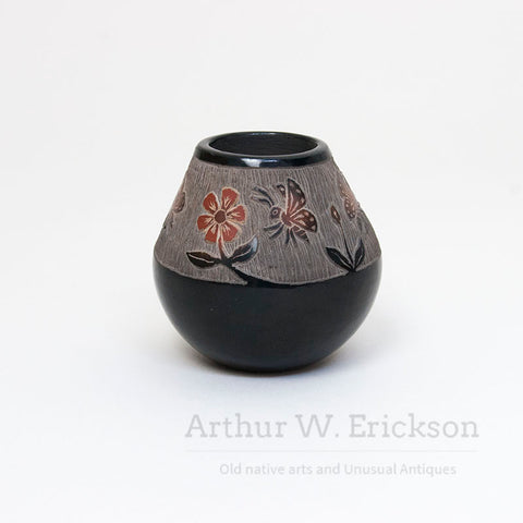 Small Santa Clara Jar With Sgraffito Designs by Crow Moquino (1929-2016)