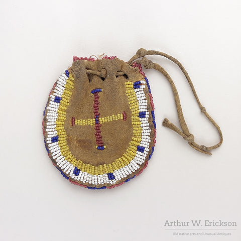 Small 1890's Plains "U" Shaped Beaded Bag