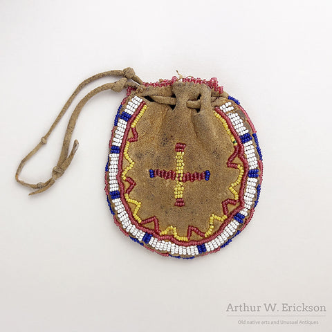 Small 1890's Plains "U" Shaped Beaded Bag