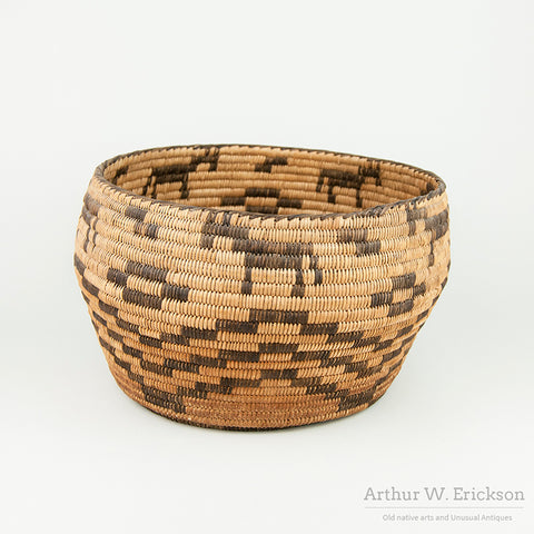 Large Pima/Papago(Tohono O’odham) Basket with Horses