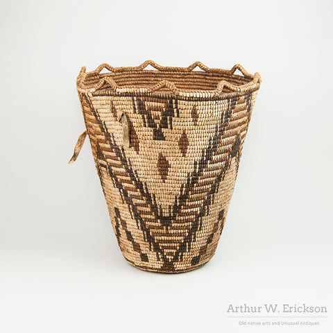 Large Fully imbricated Klickitat Huckleberry Basket