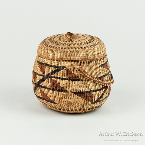 Lower Klamath River Lidded Basket with Handle