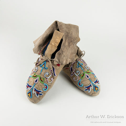 Sarsi (Tsuu T'ina) Partially Beaded Moccasins