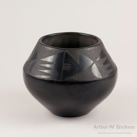 San Ildefonso Vase by Anna Montoya Martinez
