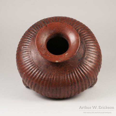 Colima Gadrooned Terracotta Jar - Arthur W. Erickson - 5