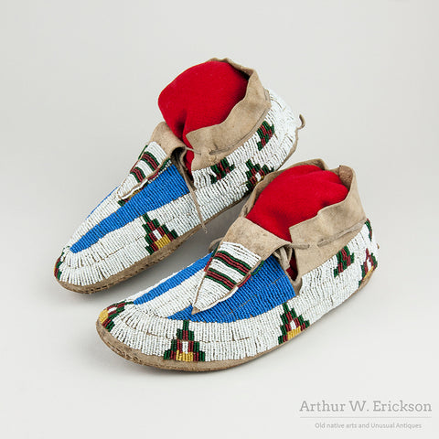 Fully-Beaded Plains Moccasins
