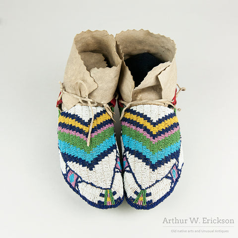 Beautiful Fully Beaded Western Moccasins