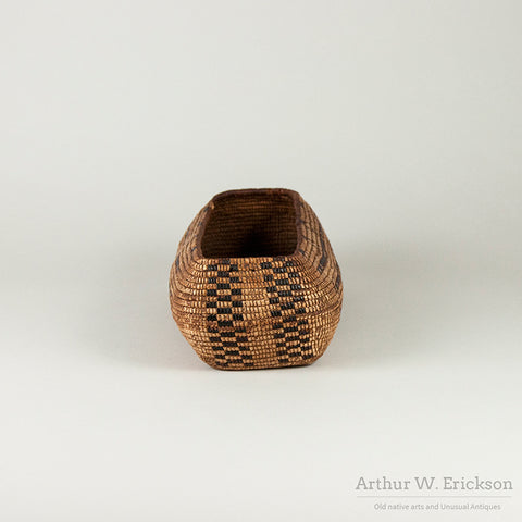 Cowiltz Fully Imbricated  Oval Basket