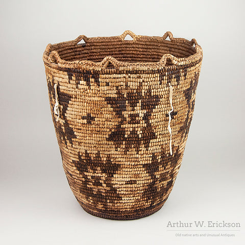 Large Fully Imbricated Berry Basket