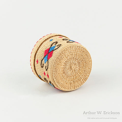 Aleut Lidded Basket by Arlene Skinner