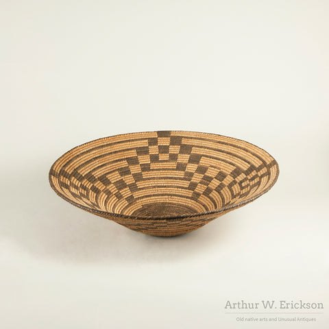 Pima Basket with Checkered Motif