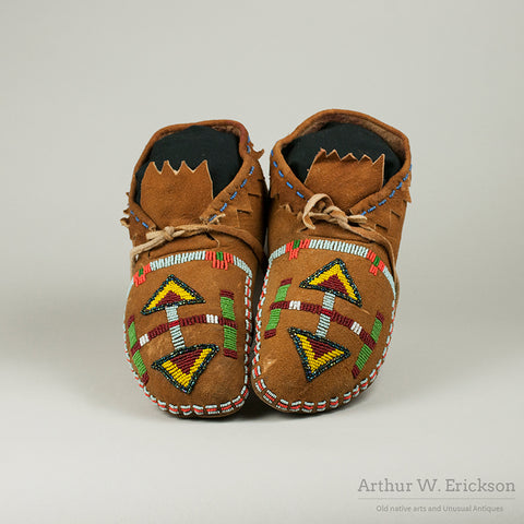 Plateau 1930's Partially Beaded Moccasins