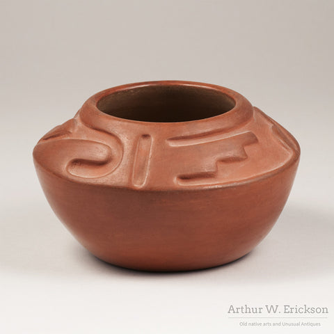 San Ildefonso Carved Redware Olla by Rose Gonzales (1900-1989) - Arthur W. Erickson - 4