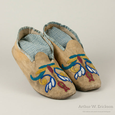 Santee Sioux Beaded Moccasins