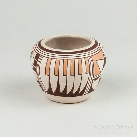 Small Hopi Jar by Marianne Navasie